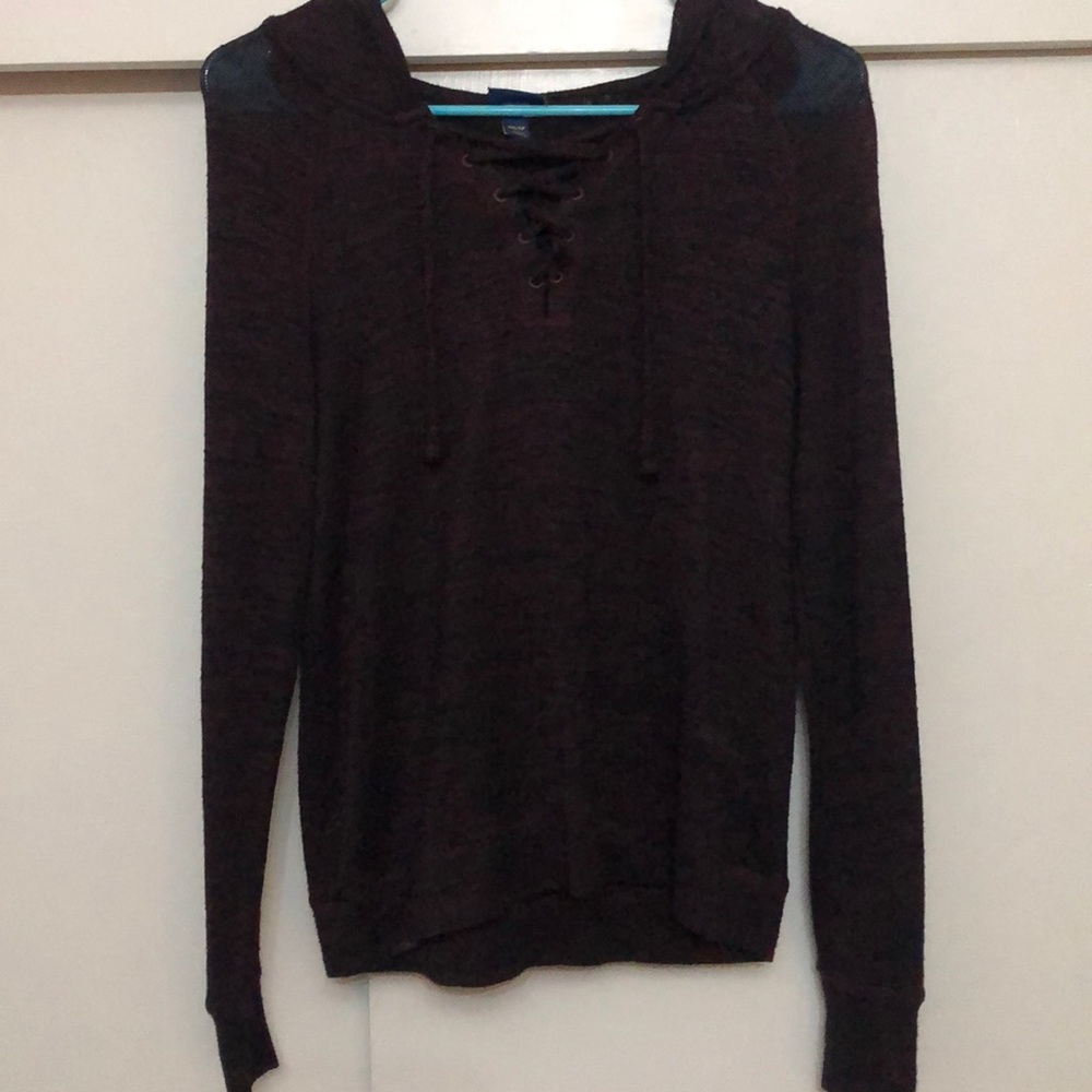 Hooded shirt
